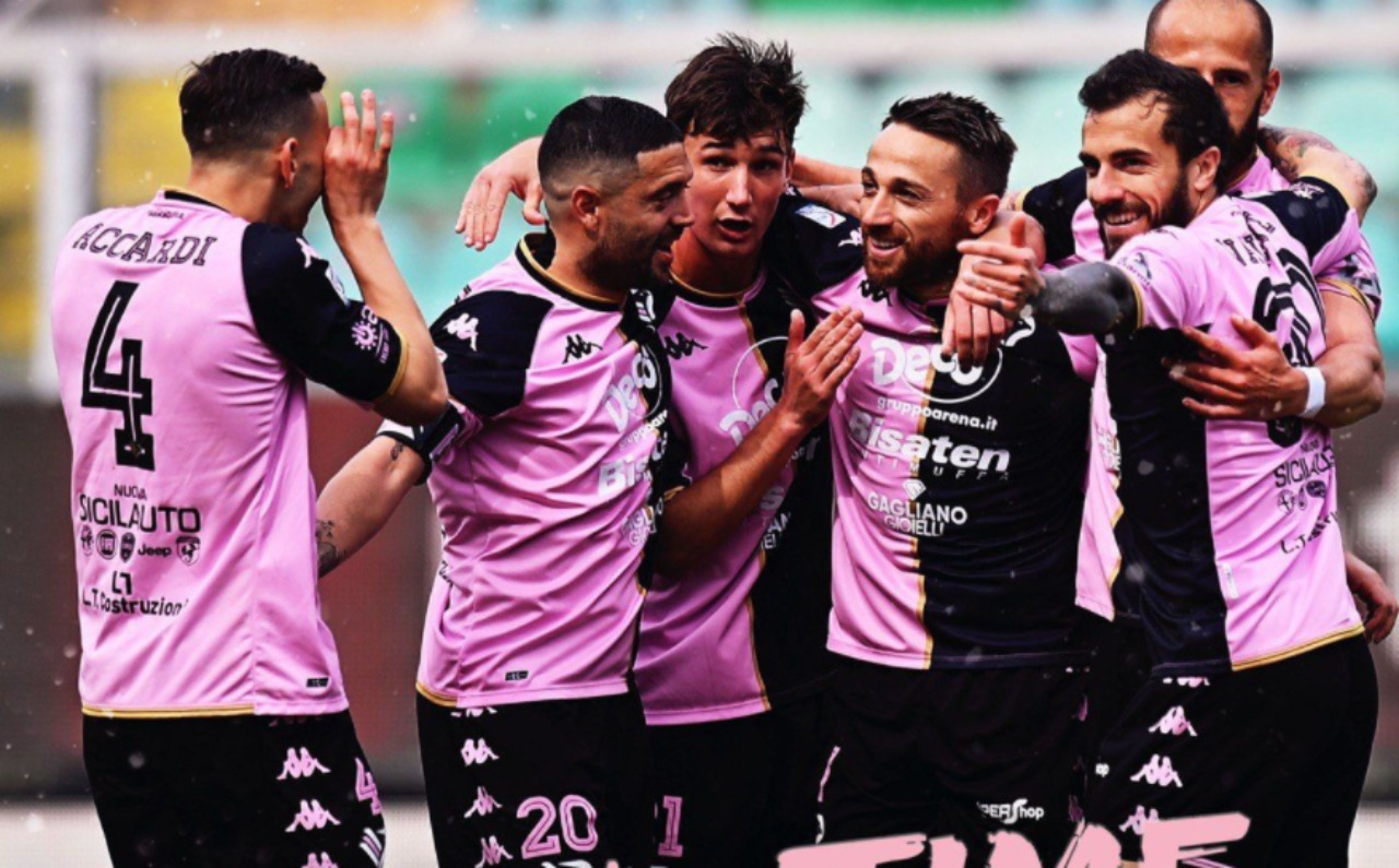 Serie C: Palermo-Picerno 4-0