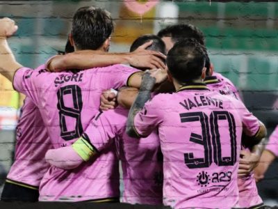 Serie B: Palermo-Cagliari 2-1